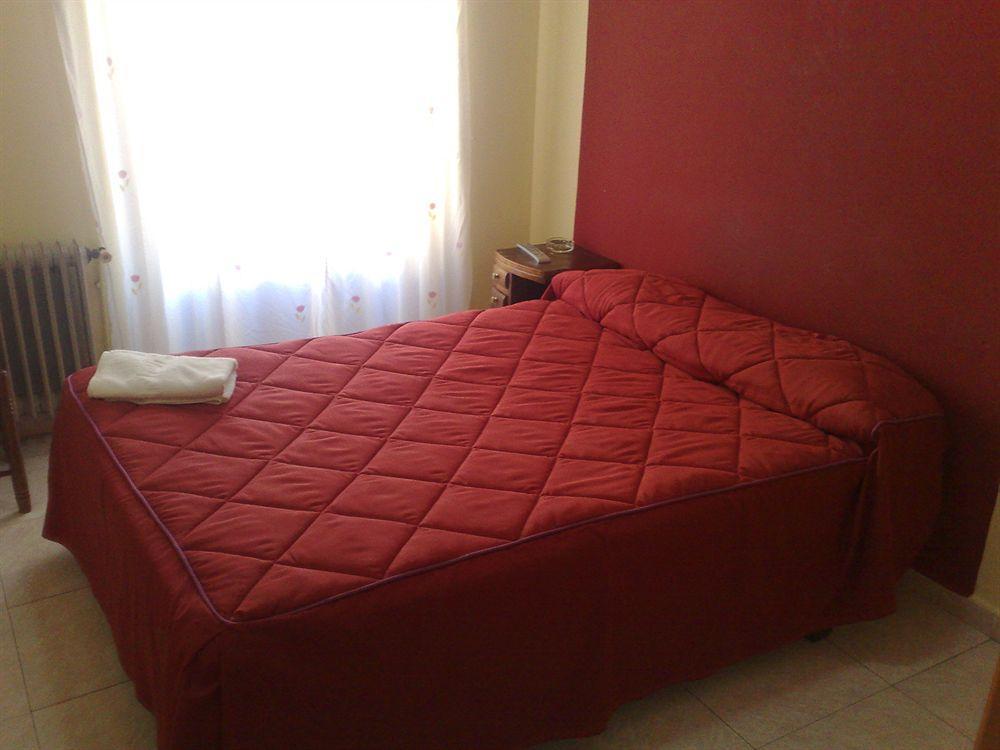 Pension El Cesar Касерес Экстерьер фото